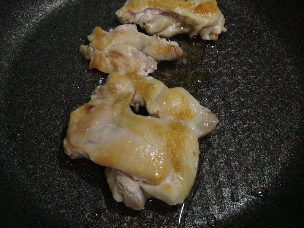 鸡肉咖喱饭的加工步骤