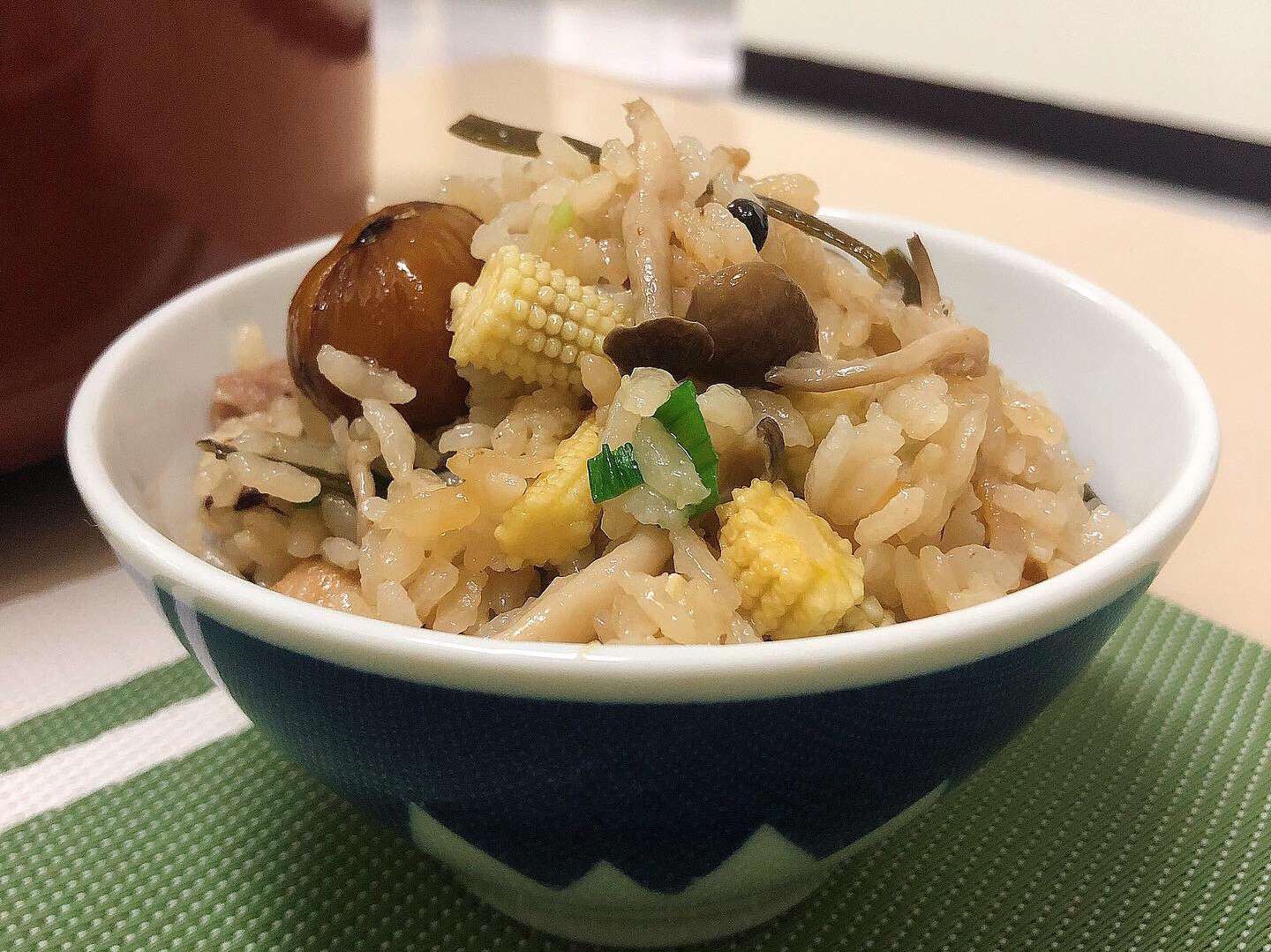 栗子菇菇鸡肉炊饭🌰一锅到底的加工步骤