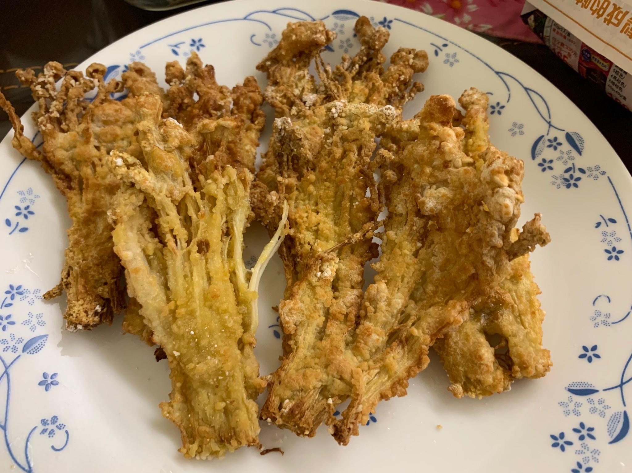 盐酥金针菇（气炸）的加工步骤