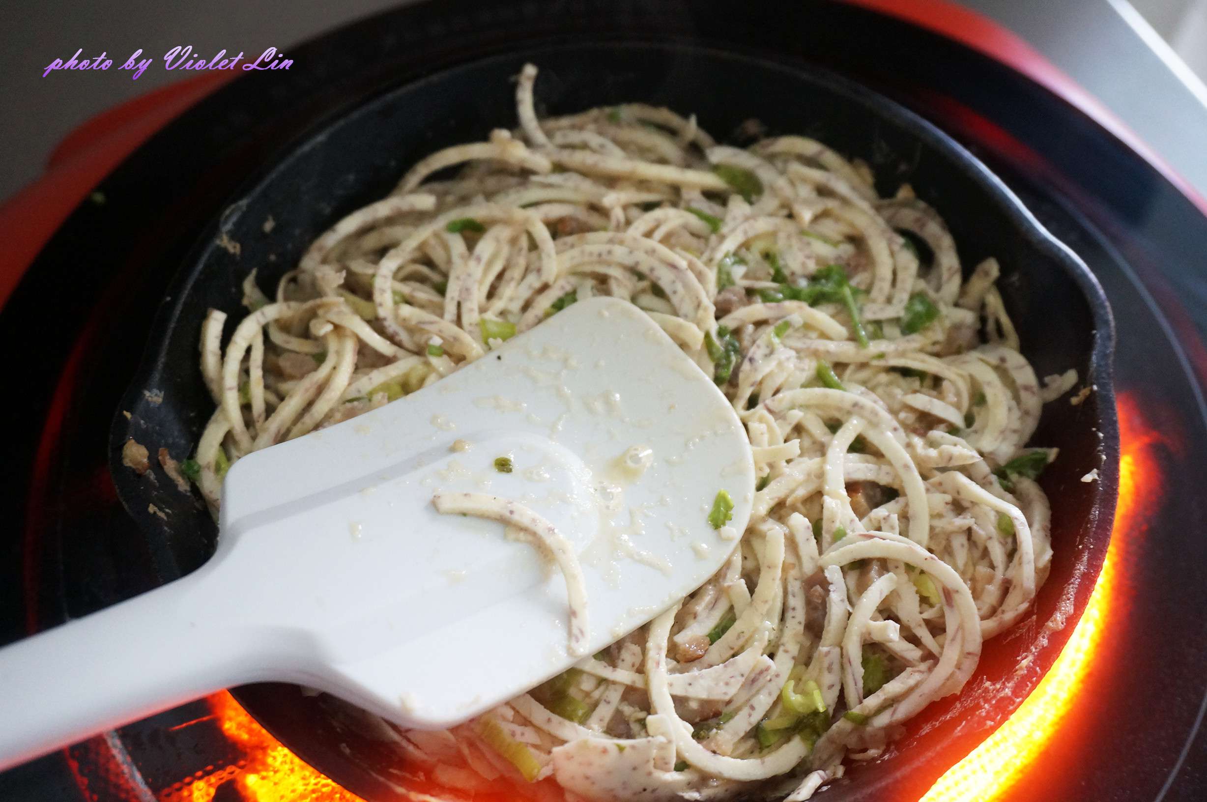 芋头腊肉煎饼的加工步骤