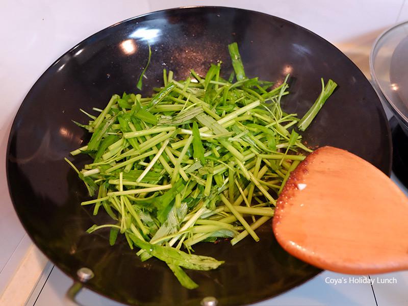 沙茶空心菜炒肉丝-大火快炒家常菜的加工步骤