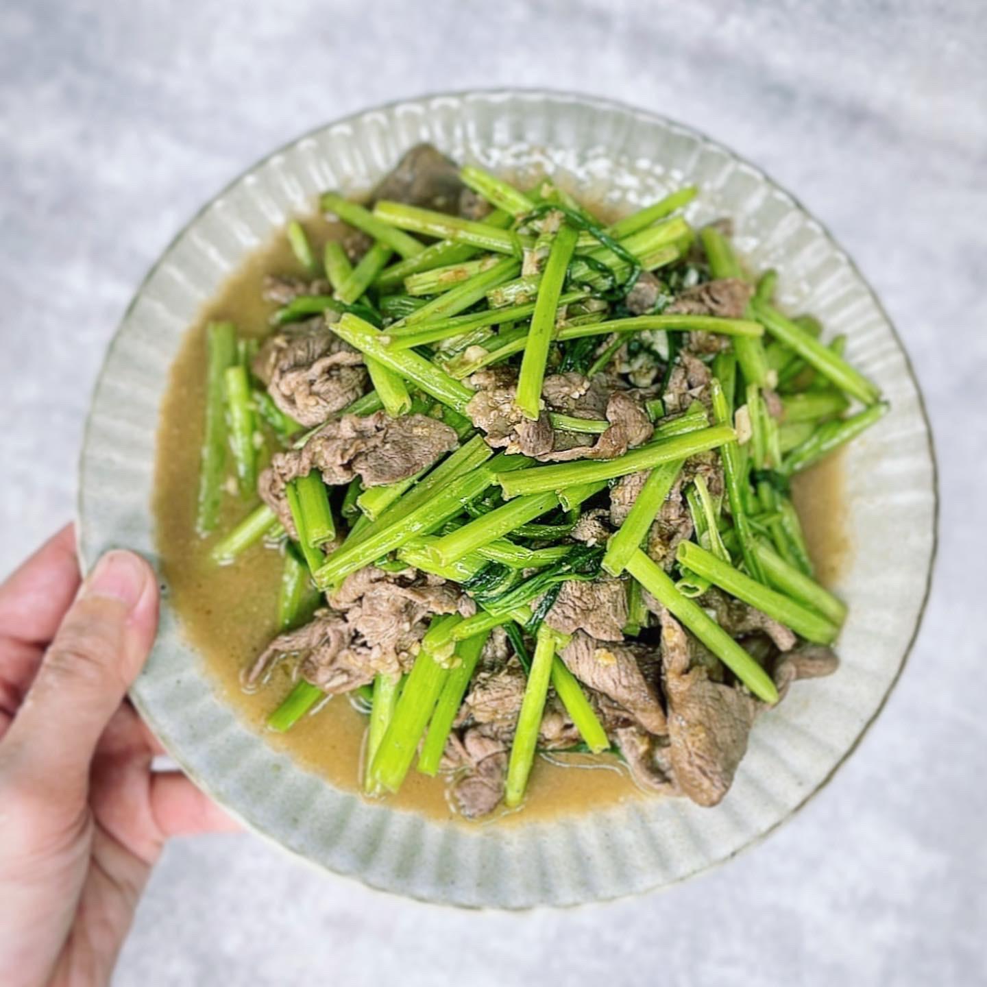 空心菜炒牛肉食谱 ｜肉片不用过油就很鲜嫩的加工步骤