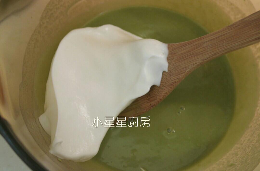 奶油抹茶红豆棉花蛋糕的加工步骤