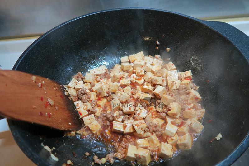 川味麻婆豆腐的加工步骤