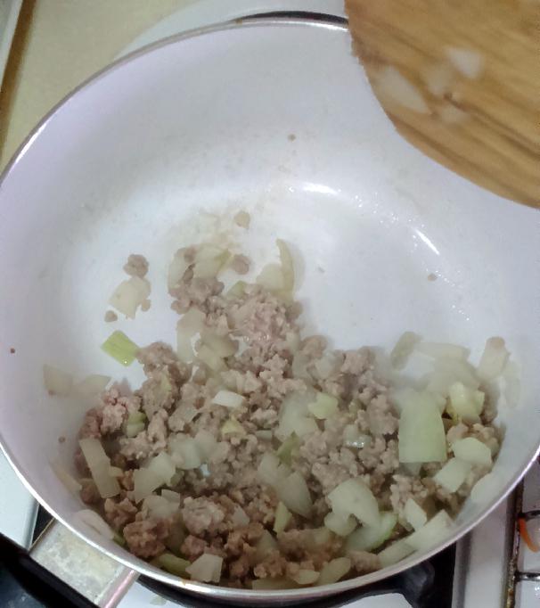 肉味增豆腐排的加工步骤