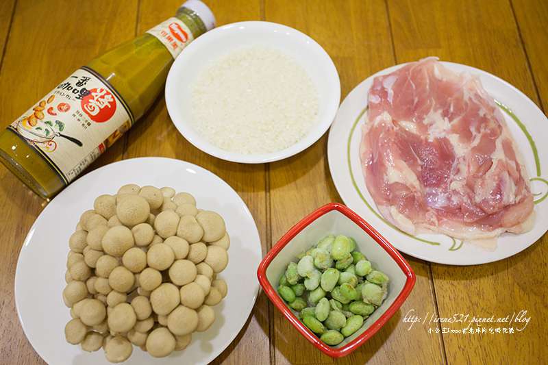 咖喱鸡肉野菇饭的加工步骤