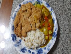 鸡排咖喱饭