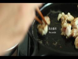 磨菇鸡肉炒乌龙 简单 日常