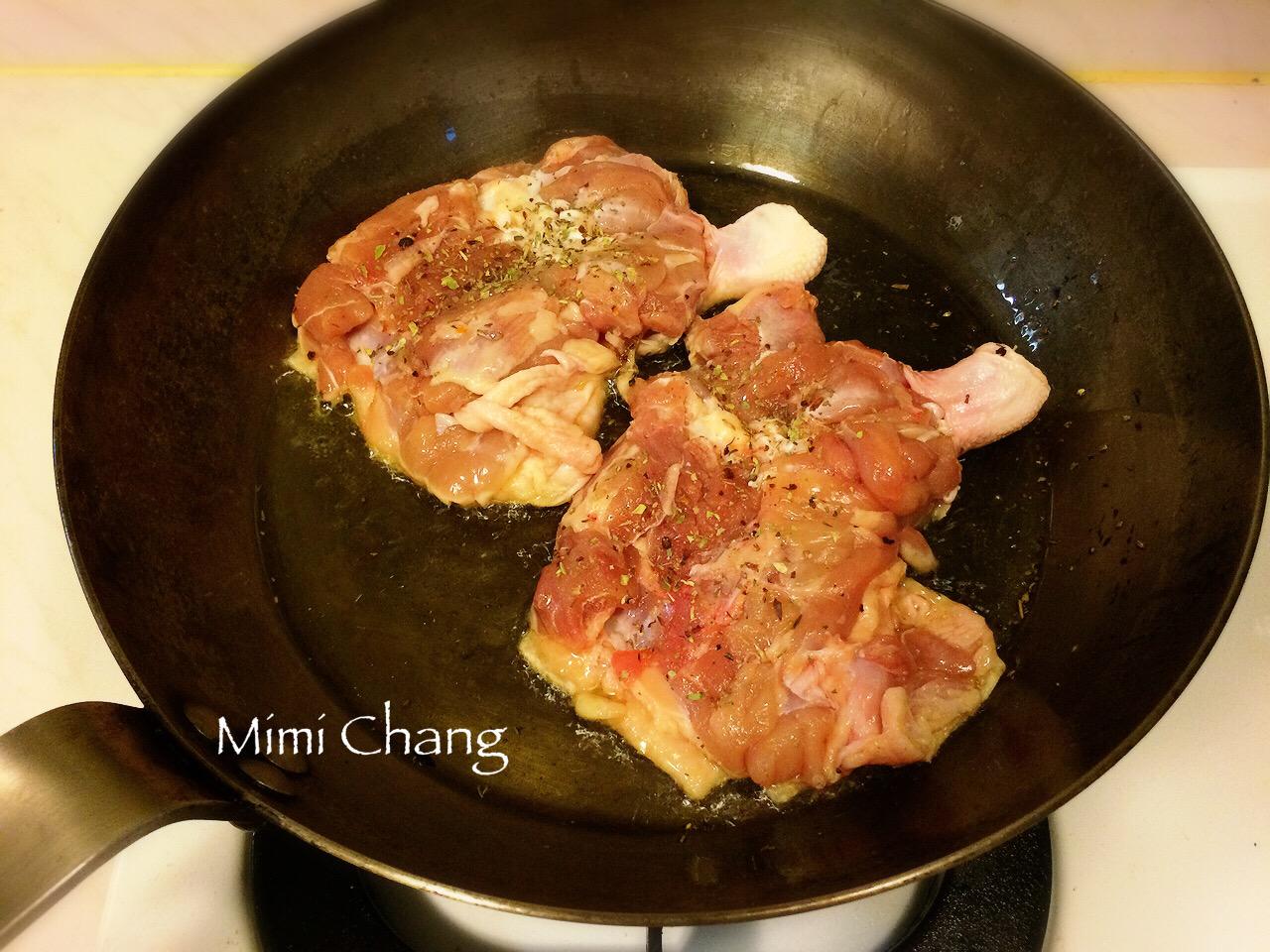 Mimi♥鸡排马铃薯一锅煮【铁锅料理】的加工步骤