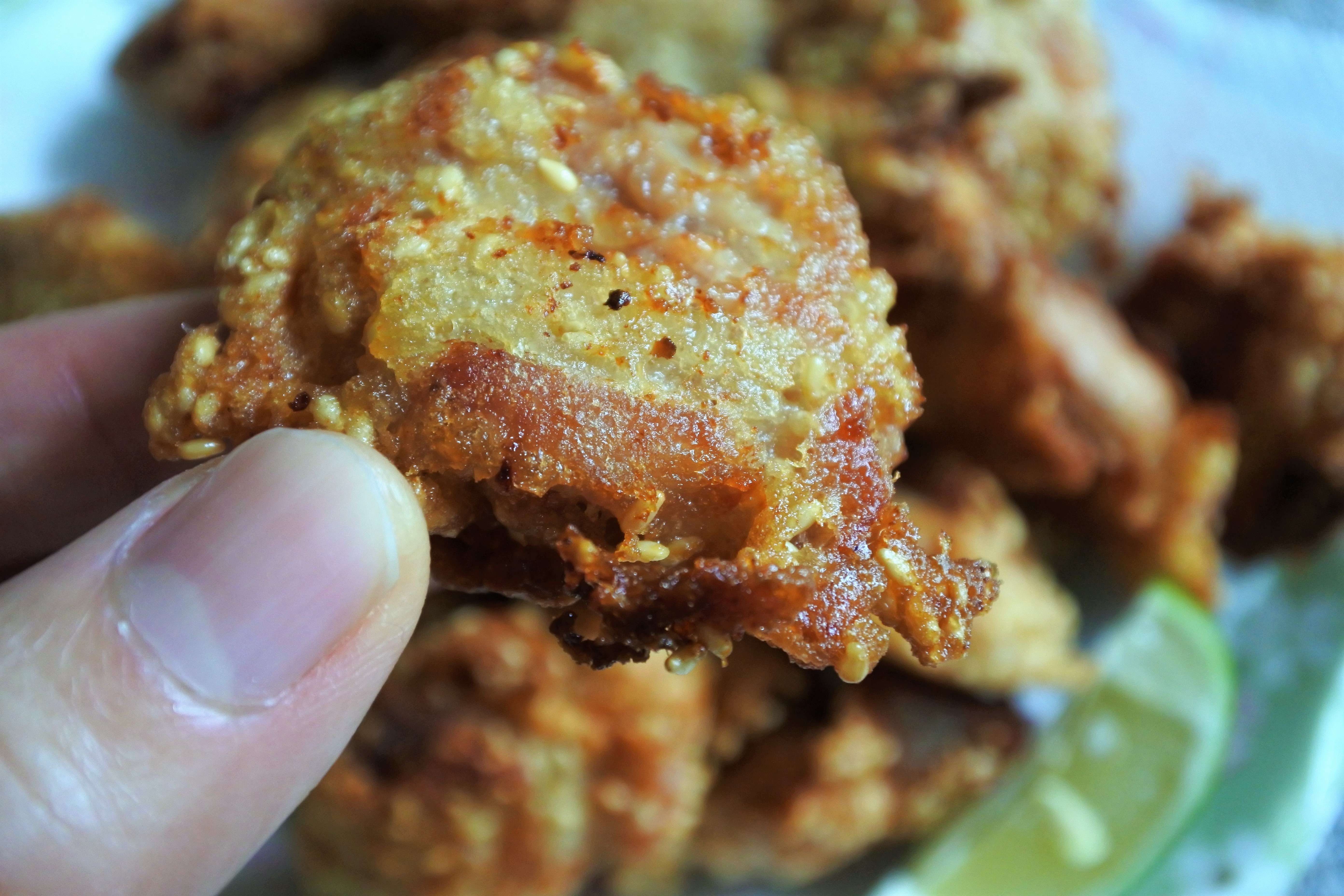 芝麻香酥鸡块(皮酥肉嫩)的加工步骤