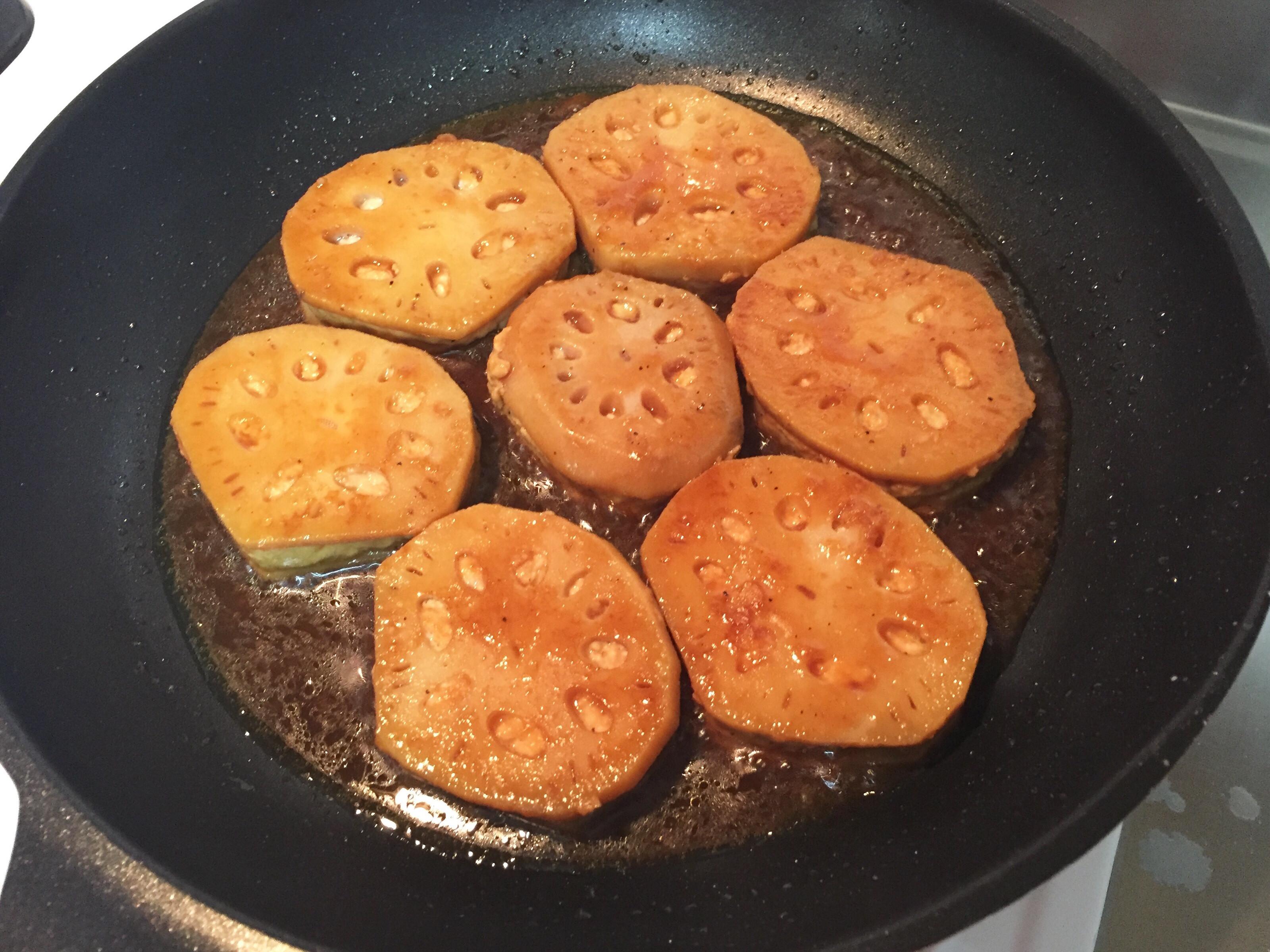 莲藕肉饼 (鸡胸肉)的加工步骤