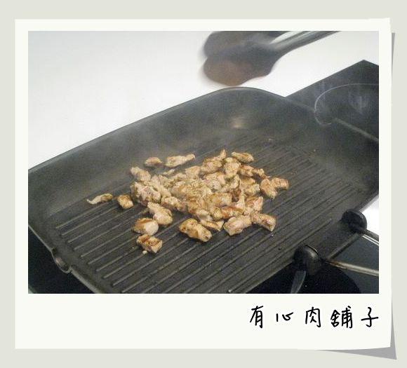 有心食谱：鸭菲力蔬果佐苹果醇沙拉的加工步骤