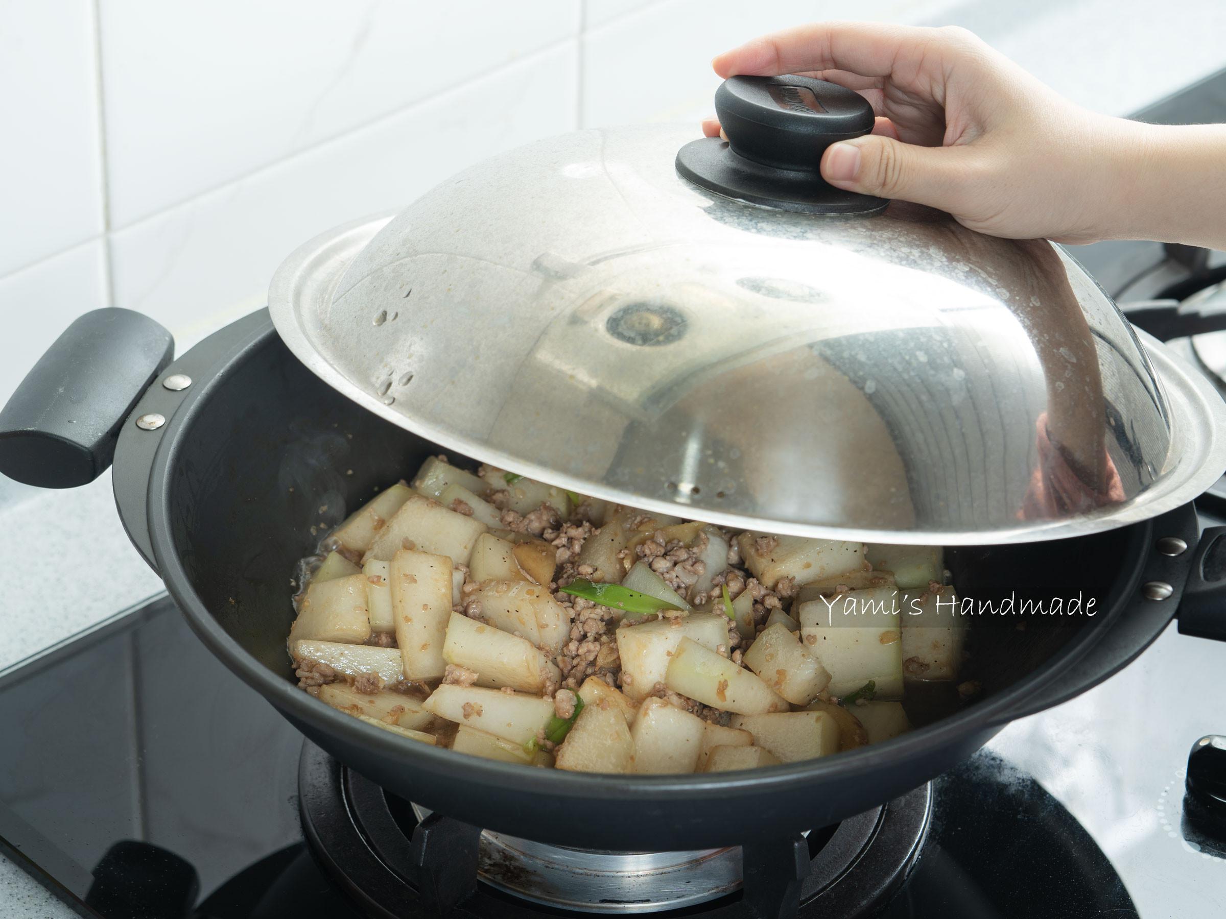 酱烧冬瓜肉末的加工步骤