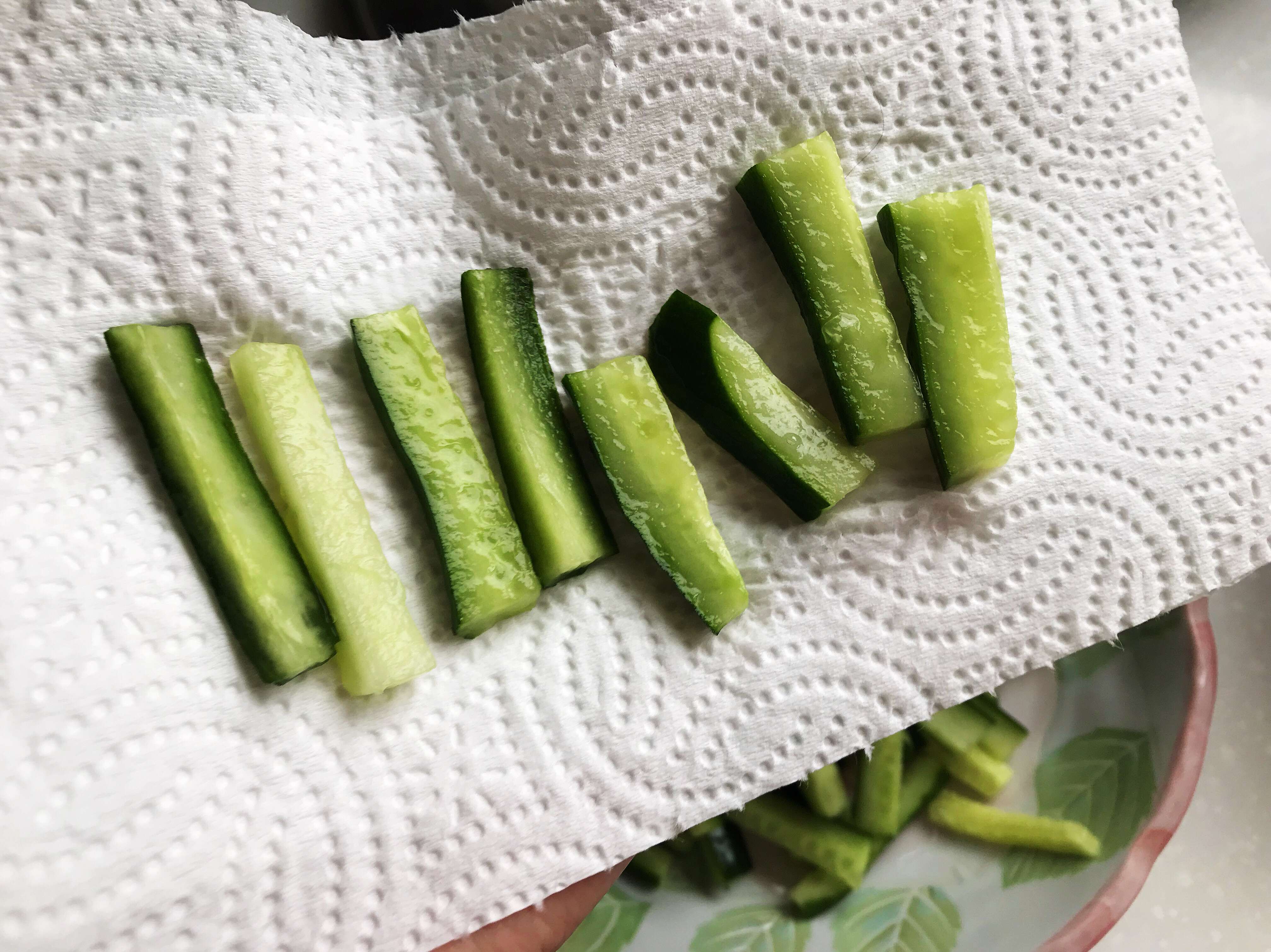 腌渍小黄瓜🥒的加工步骤