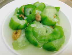 多吃青菜：虾米炒丝瓜