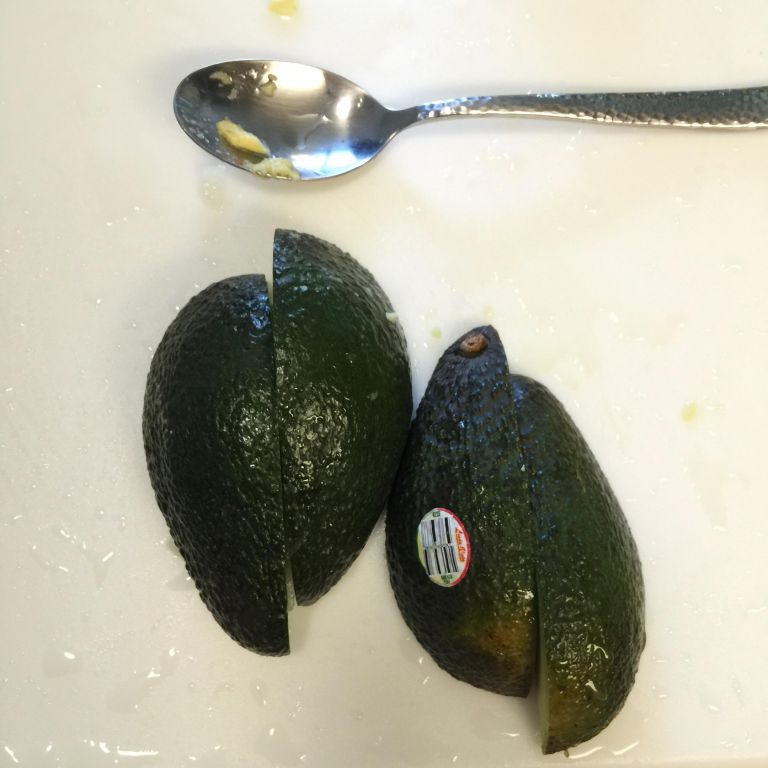 美式酪梨吐司 Avocado Toast的加工步骤