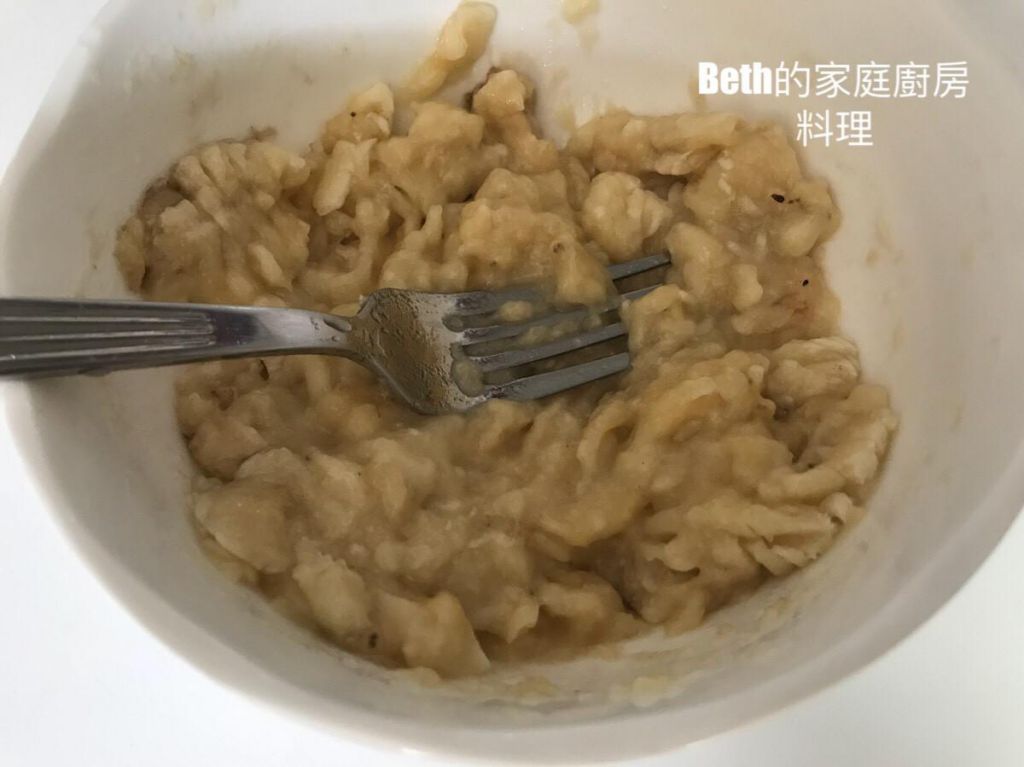 香蕉燕麦巧克力饼干的加工步骤