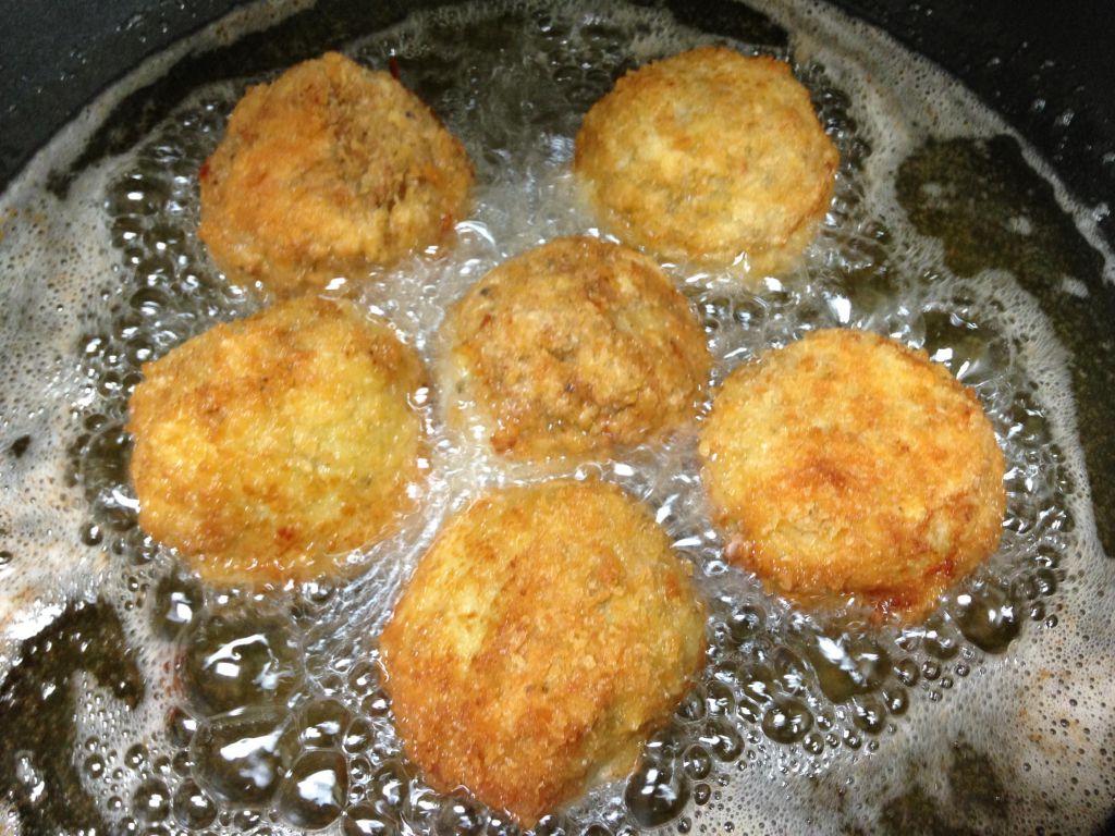 苏格兰蛋(scotch eggs)的加工步骤