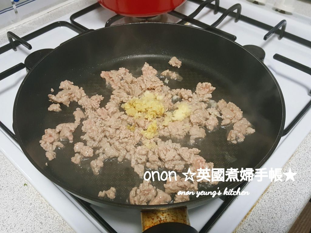 四季豆肉末炒蛋
家常菜💐简易料理的加工步骤