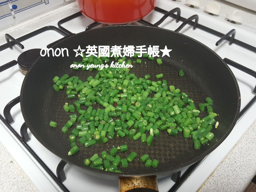 四季豆肉末炒蛋
家常菜💐简易料理的加工步骤