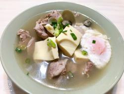 猪肉海鲜豆腐煲(豆腐村的味道）