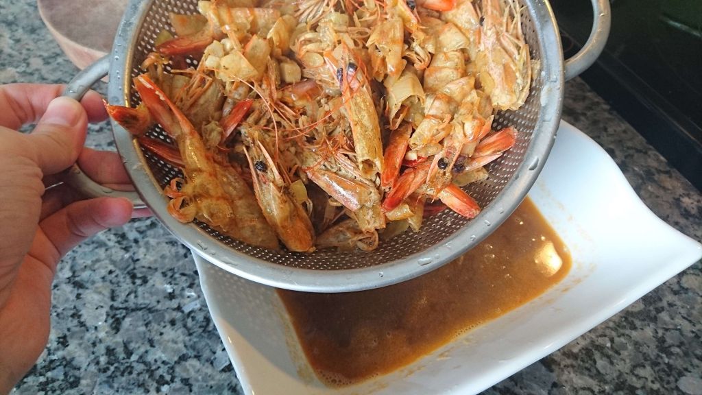 西班牙海鲜饭Seafood Paella的加工步骤