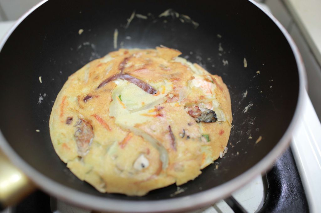 宝宝食谱【海鲜煎饼】的加工步骤