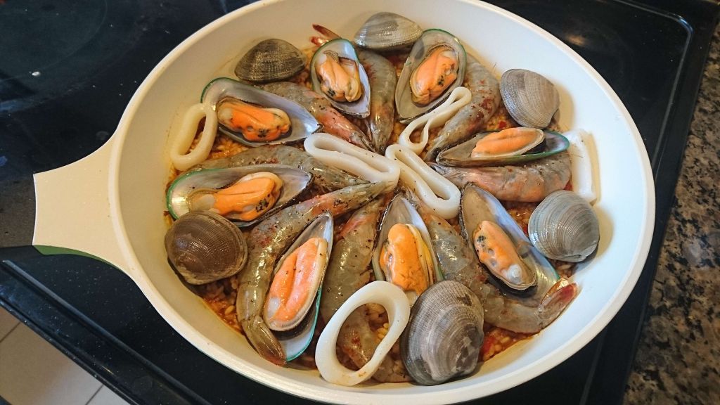 西班牙海鲜饭Seafood Paella的加工步骤