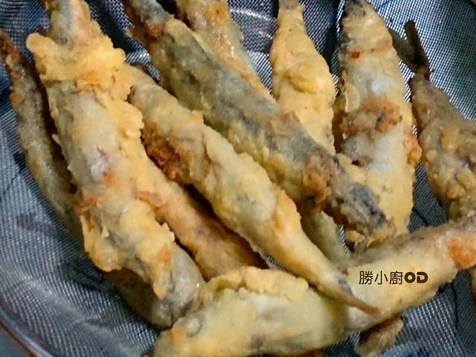 咸酥柳叶鱼的加工步骤