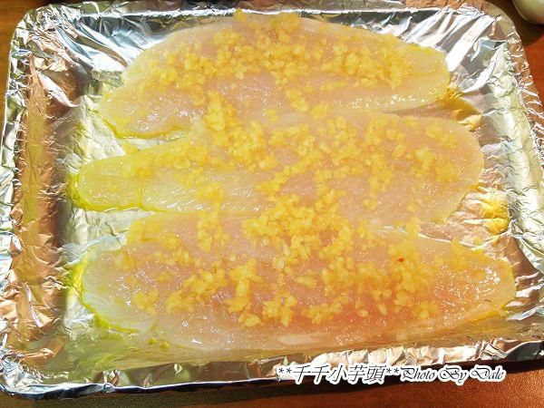 [橄榄油食谱]超简单料理-香烤鳕斑鱼排的加工步骤