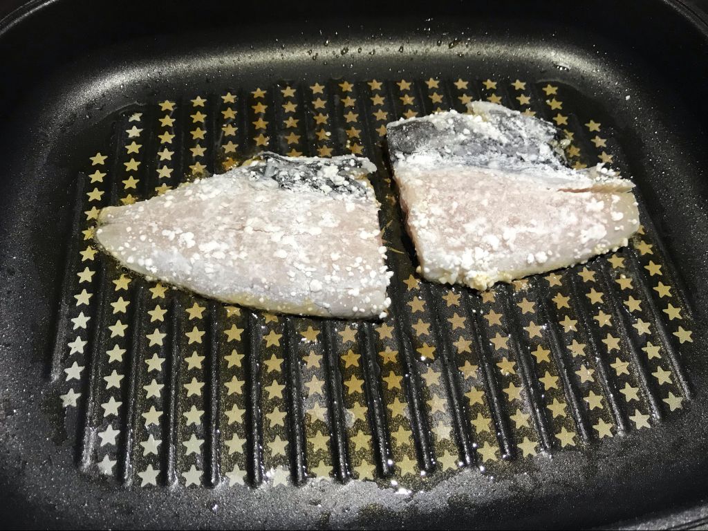 👩🏻‍🍳香煎虱目鱼片-皮酥脆肉嫩的加工步骤