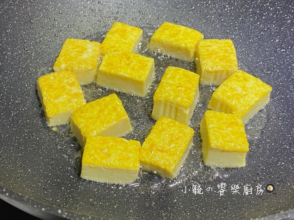 鲜虾豆腐煲的加工步骤