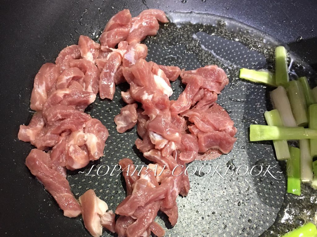 酱香豆干炒肉丝～下酒菜、便当菜的加工步骤