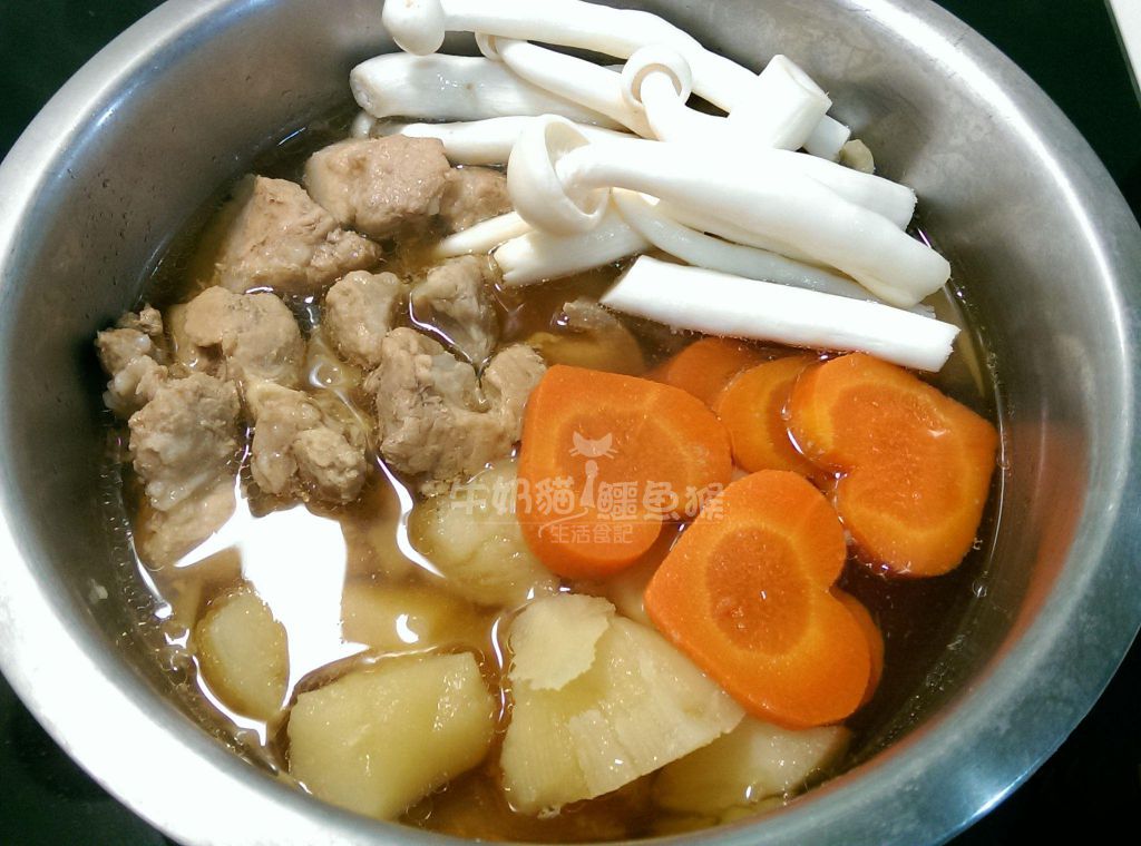 马铃薯炖肉【电锅料理】的加工步骤