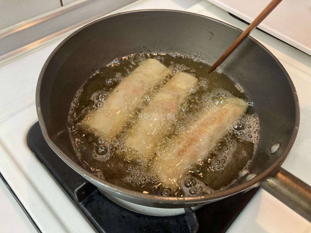 芋头五香新猪肉卷(鸡卷)的加工步骤