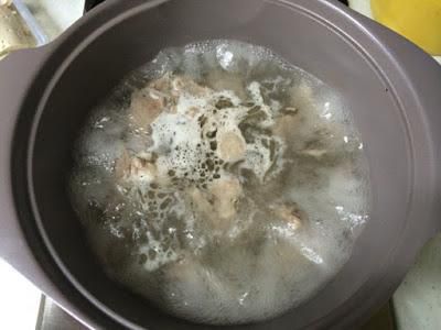 猪肉泡菜锅 돼지고기김치찌개的加工步骤