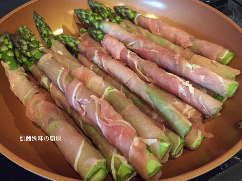 芦笋肉片卷🎶的加工步骤