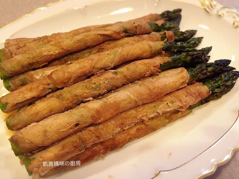 芦笋肉片卷🎶的加工步骤