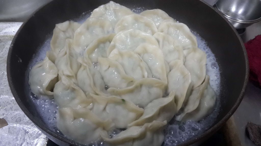 韭菜鲜肉黄金煎饺的加工步骤