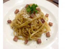 烟熏火腿蒜味蛋面Carbonara