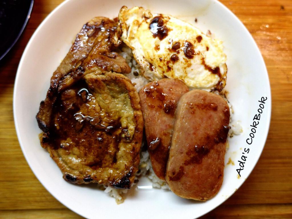 [港式料理] 超美味茶餐厅餐蛋猪扒饭的加工步骤