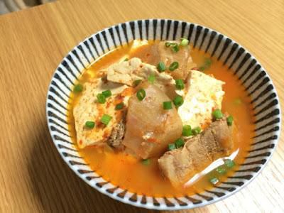 猪肉泡菜锅 돼지고기김치찌개的加工步骤