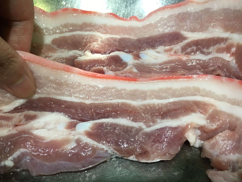 客家五香咸猪肉 的加工步骤