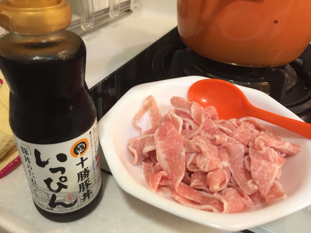 **北海道豚肉滑蛋丼🇯🇵低脂低盐版的加工步骤