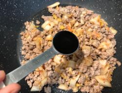 [减醣］肉末炒泡菜