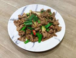 葱爆沙茶炒牛肉