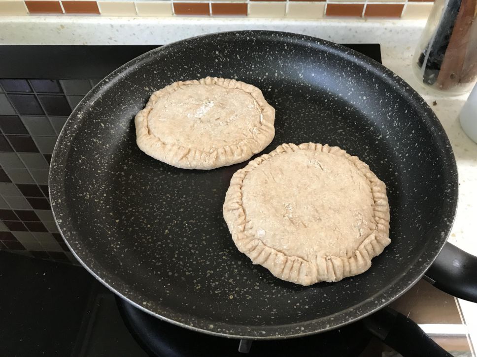 青椒牛肉披萨饺＿早餐下酒点心万用款的加工步骤