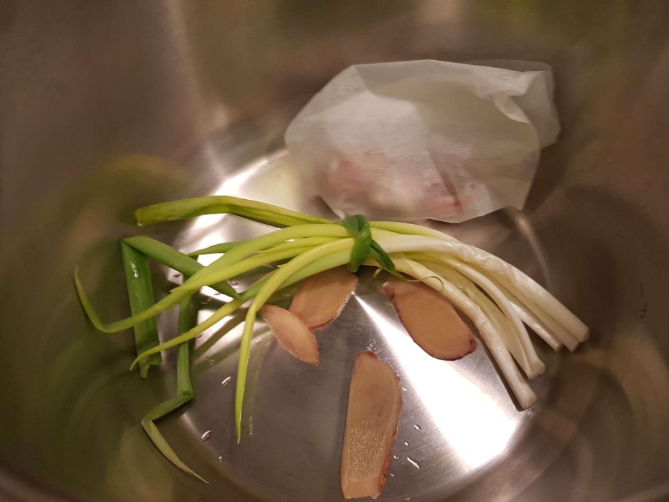 红烧滷牛腱➕滷味🥘的加工步骤