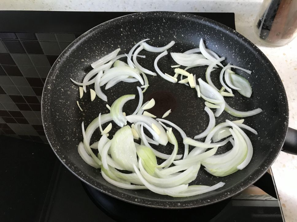 青椒牛肉披萨饺＿早餐下酒点心万用款的加工步骤