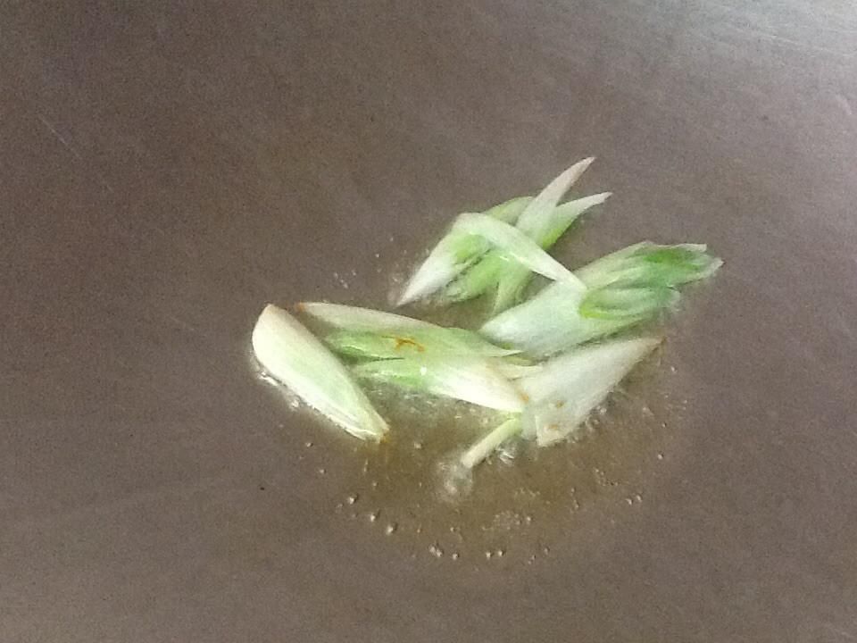 韩式泡菜菇菇牛肉的加工步骤